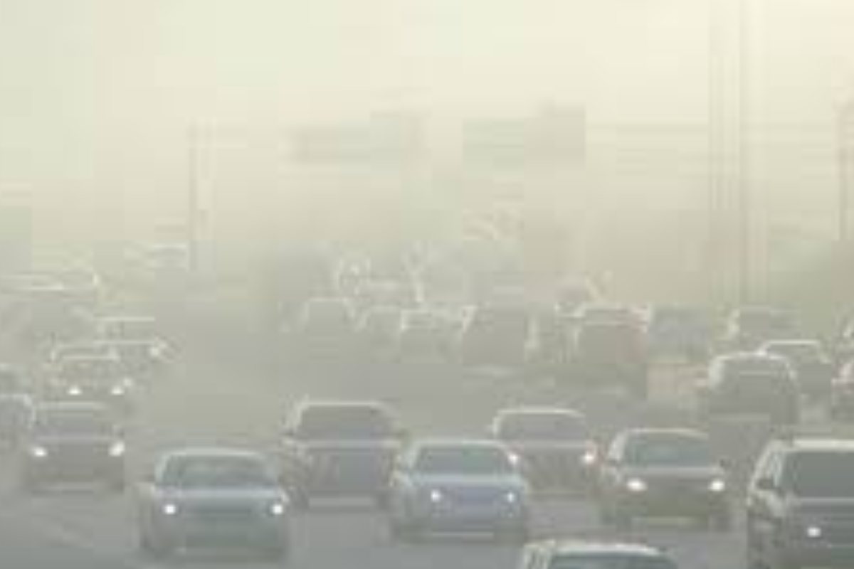 Inquinamento stradale: una superstrada piena di smog
