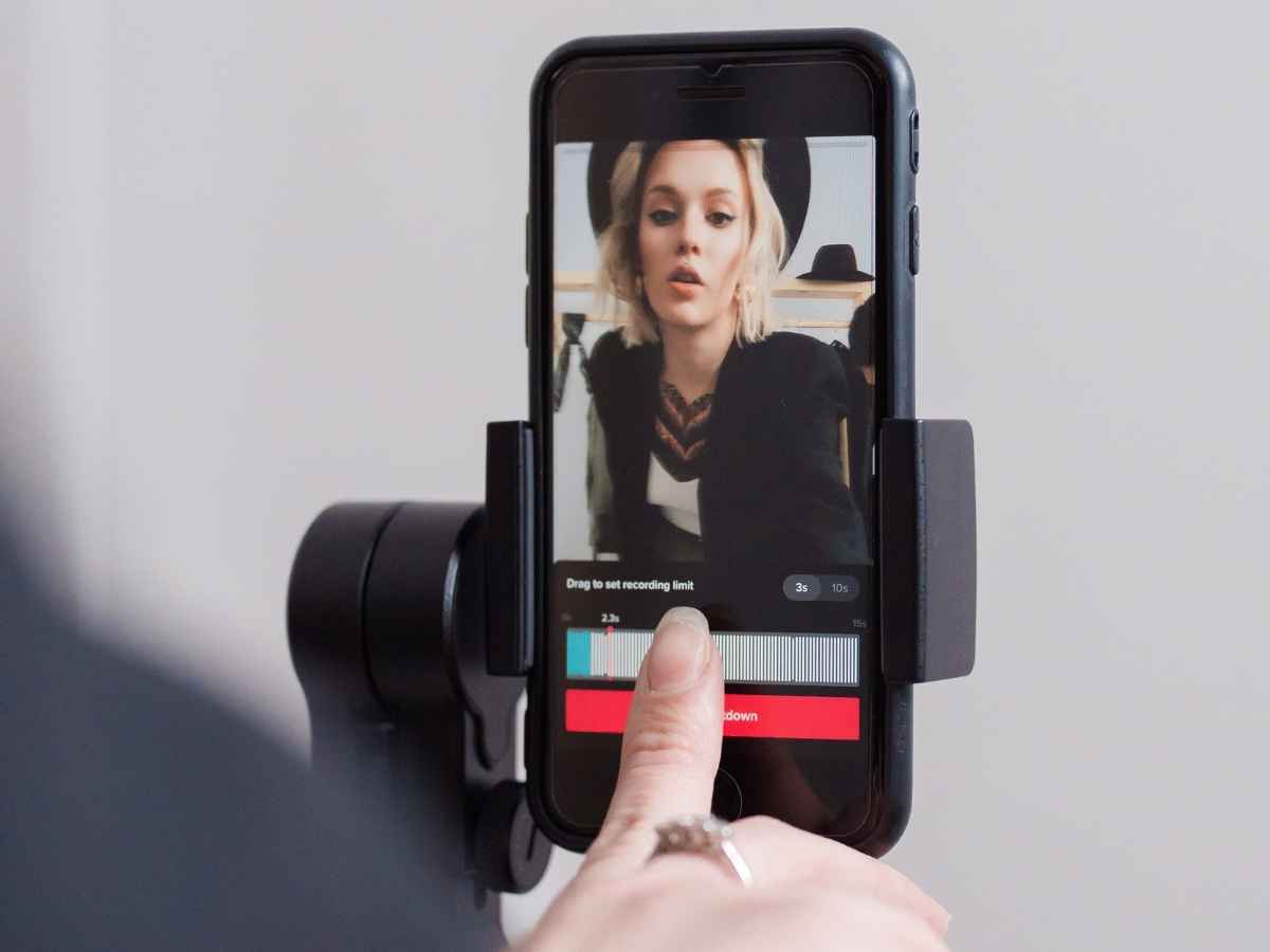 La legge è cambiata: ora rischi questo se insulti qualcuno via TikTok