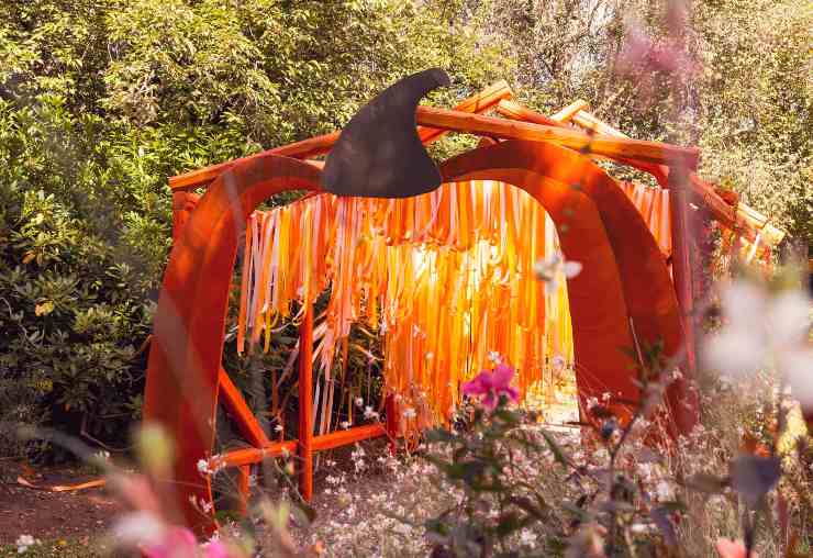 Arco a forma di zucca nell'Idea Village 